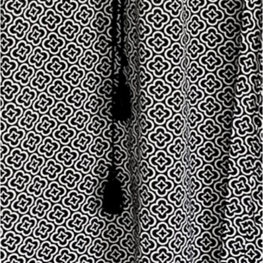 Talbots Black and White Geometric Print‎ Keyhole Neckline Tie Front Size Small - Picture 3 of 10
